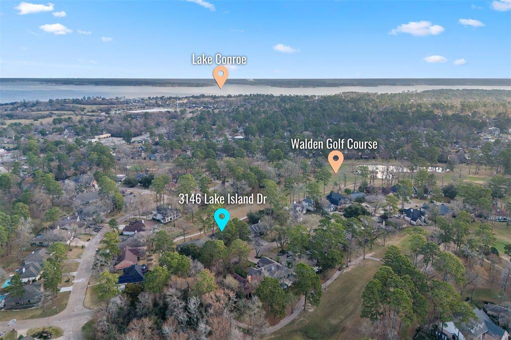Just a stone's throw from the lake, this home offers the perfect blend of golf course living and easy access to Lake Conroe's recreational activities, making it an ideal spot for relaxation and fun.