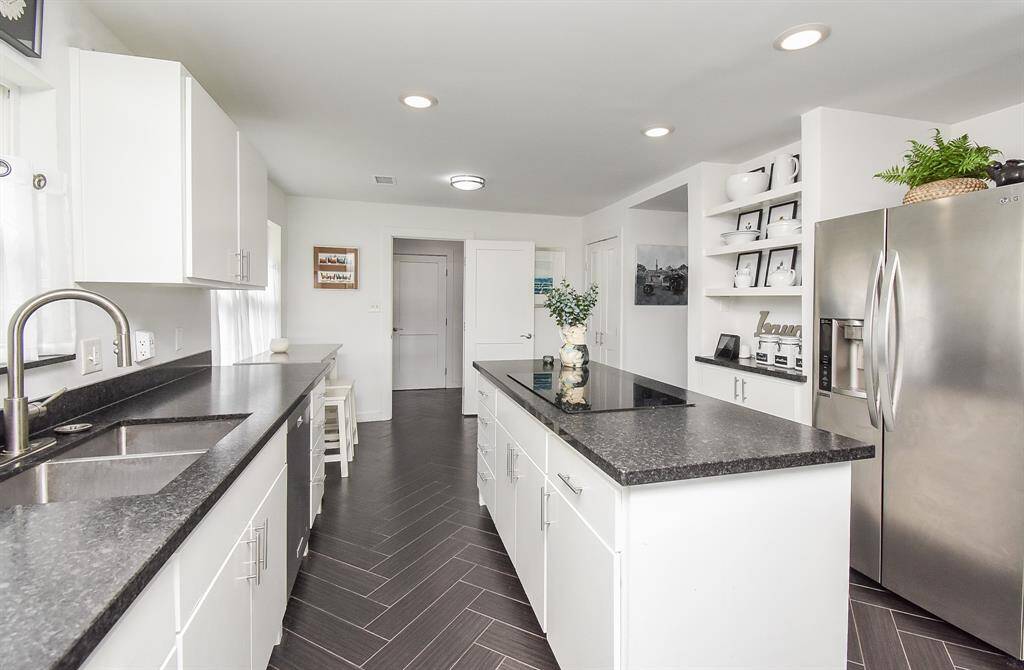Cabinet doors and drawers are soft close with silent hinges and slides.