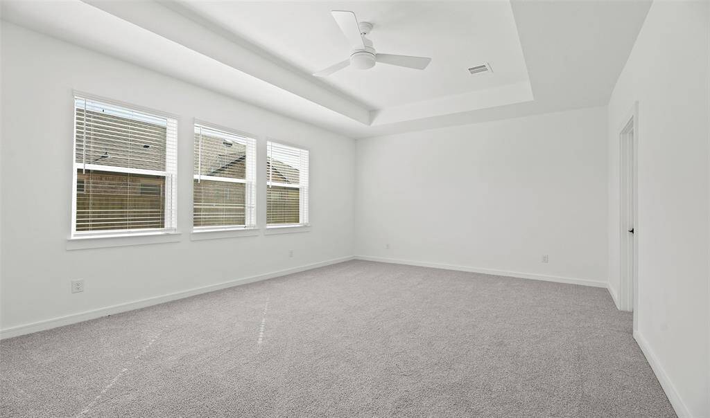 Spacious primary suite (*Photo not of actual home and used for illustration purposes only.)