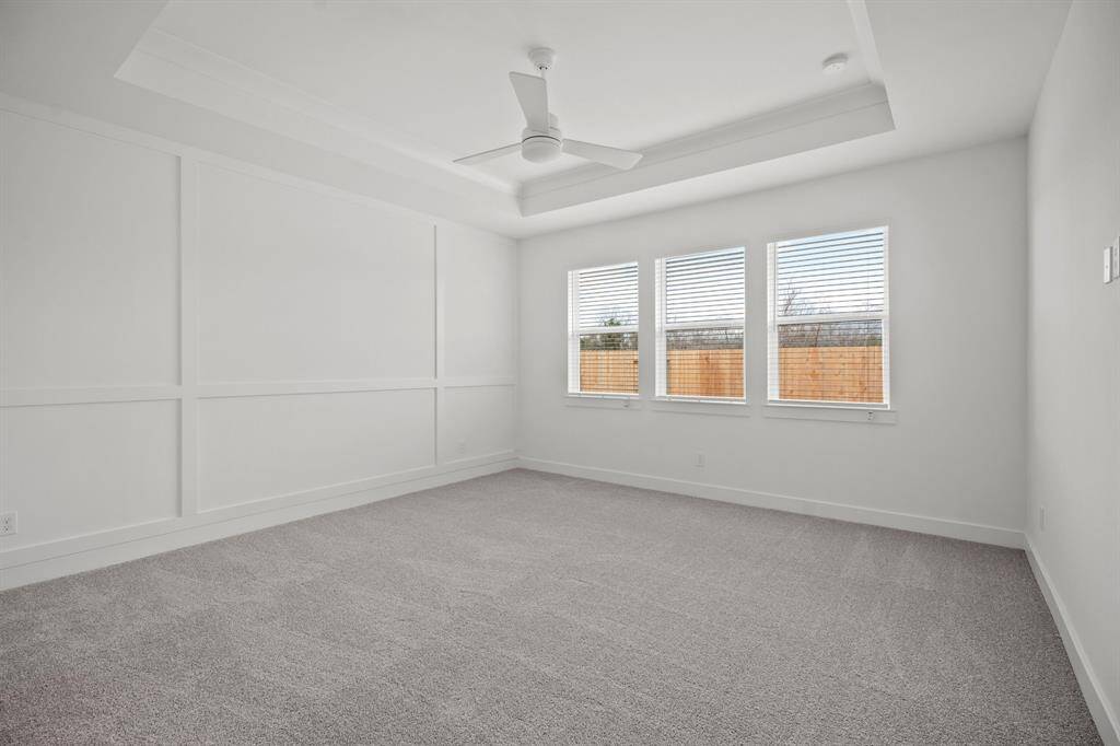Relaxing primary suite (*Photo not of actual home and used for illustration purposes only.)