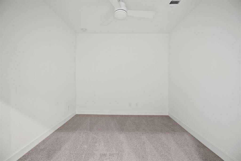 Convenient home office (*Photo not of actual home and used for illustration purposes only.)