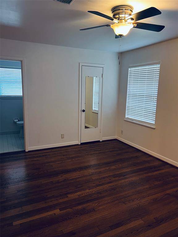 Master Bedroom (facing bathroom)