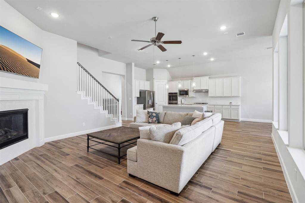 Open concept connecting the living space to the kitchen