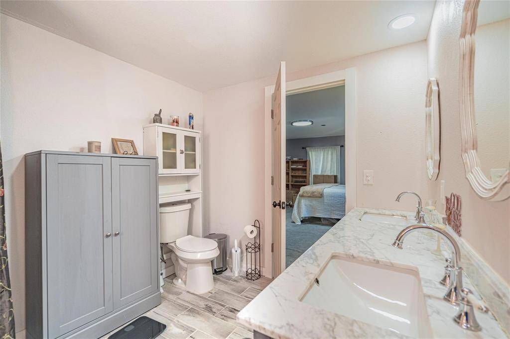 Primary bath with double vanities
