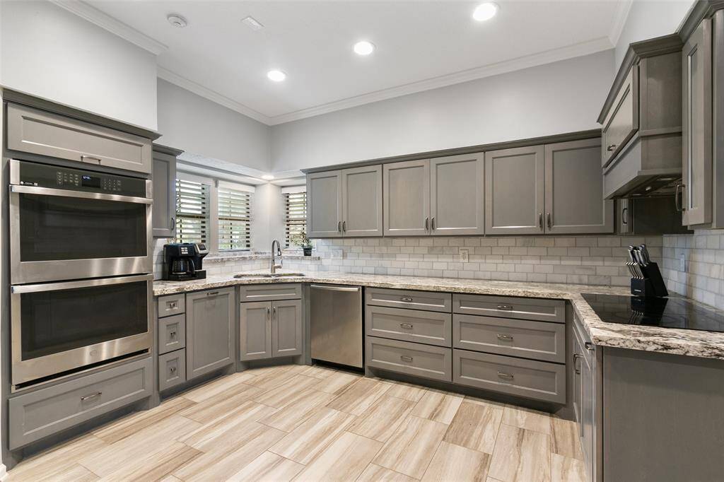DOUBLE OVENS
