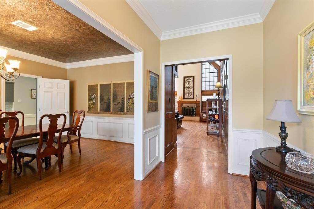 WOOD FLOORING