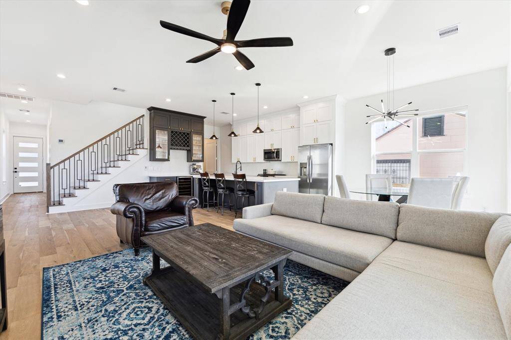 This recently built home provides the open floor plan today's buyers are seeking, with excellent furniture placement flexibility.