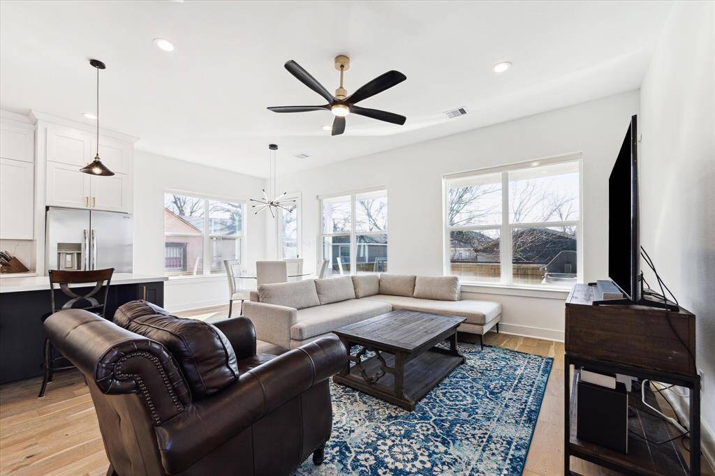 Delivering the modern finishes that the most discerning buyers are searching for, this home has hardwood flooring throughout the living areas and bedrooms. an abundance of storage throughout, and light-filled living area that overlooks the back patio and yard.