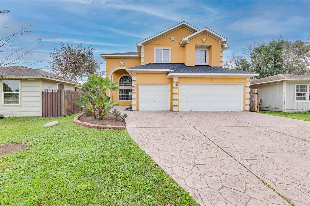 3 car garage