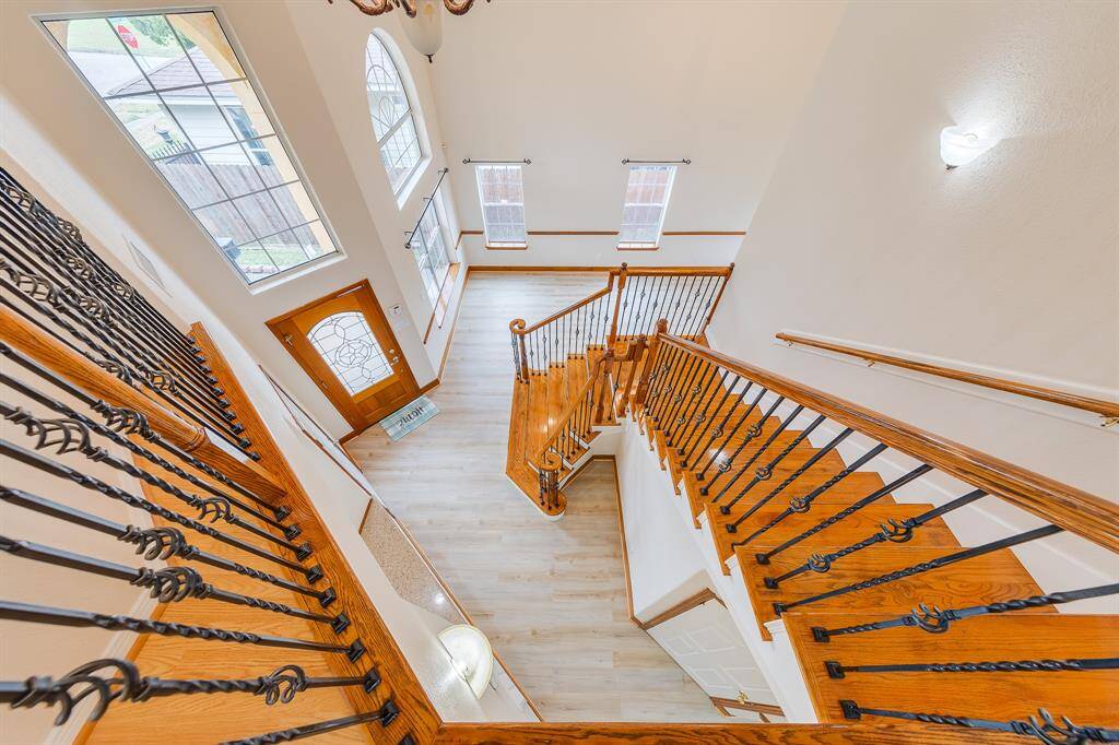Big beautiful windows provide great natural light
