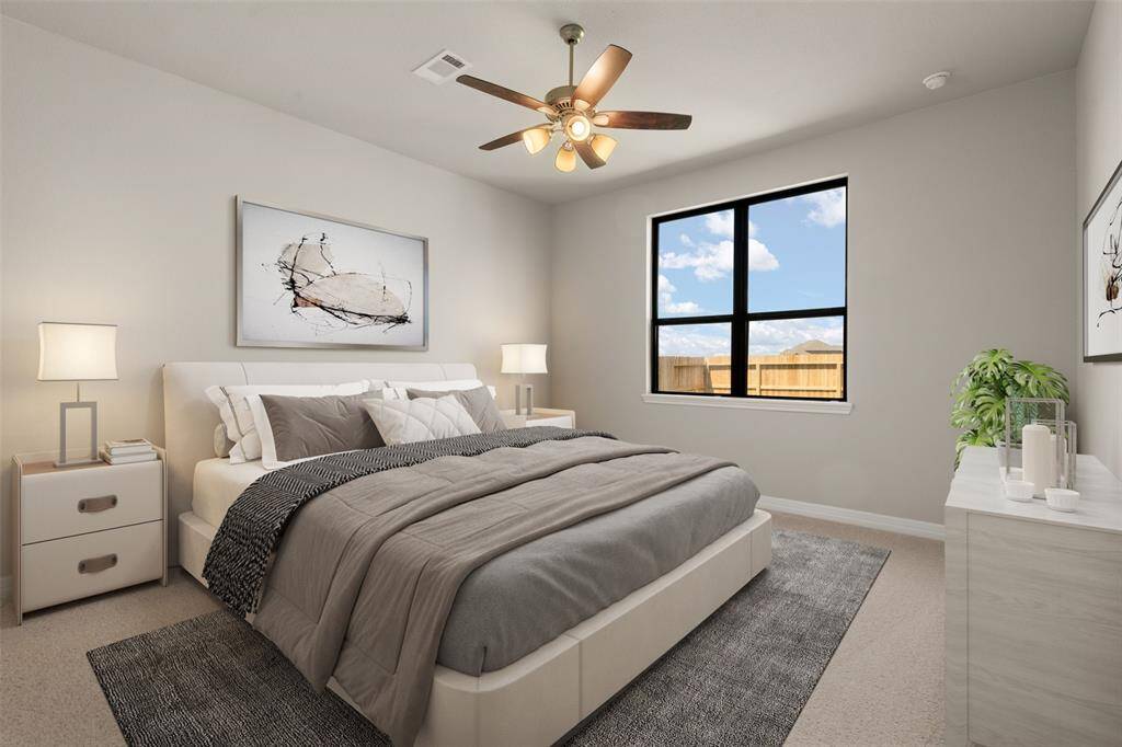 Note: Sample product photo. Actual exterior and interior selections may vary by homesite.