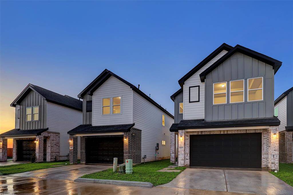 AGIC brings you 'Thomas Homes'- a 45-home community in the heart of South Houston. 6412 Leopold Star Lane offers a unique floor plan with a 1st-floor primary bedroom alongside your living areas and a large game room on your 2nd floor.