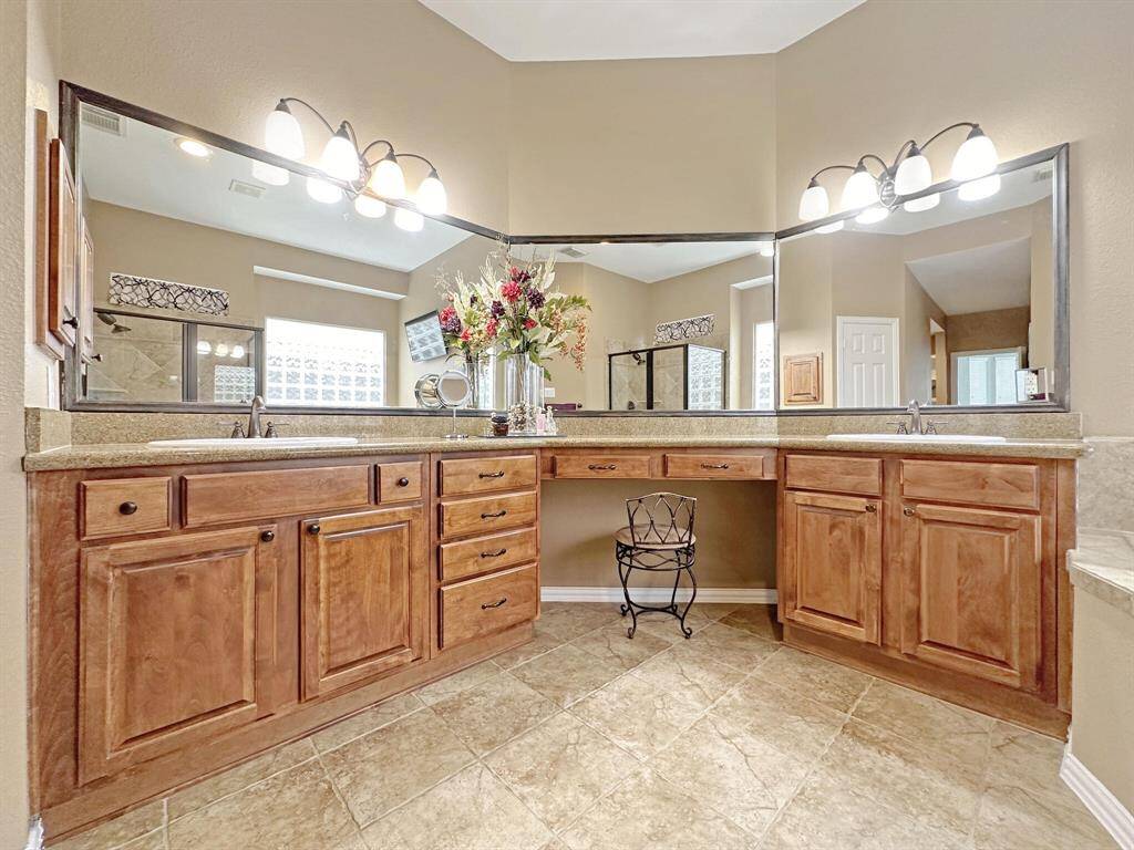 Primary Bath Vanity