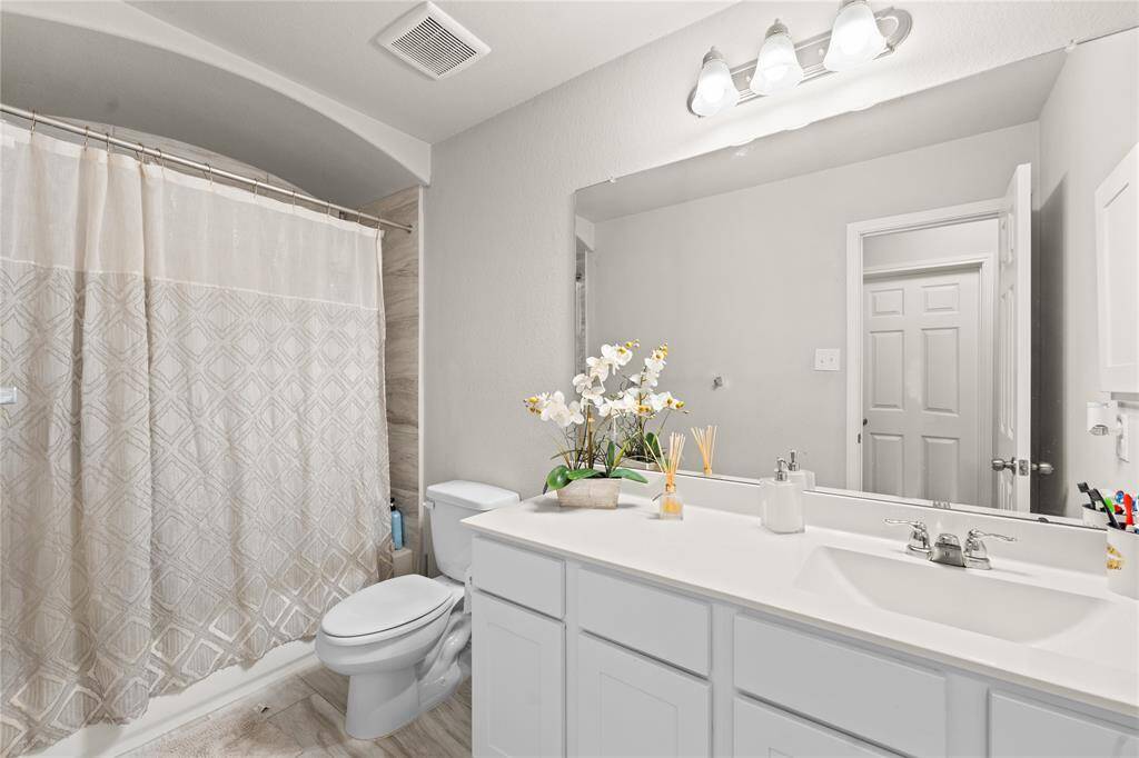 Full bathroom upstairs