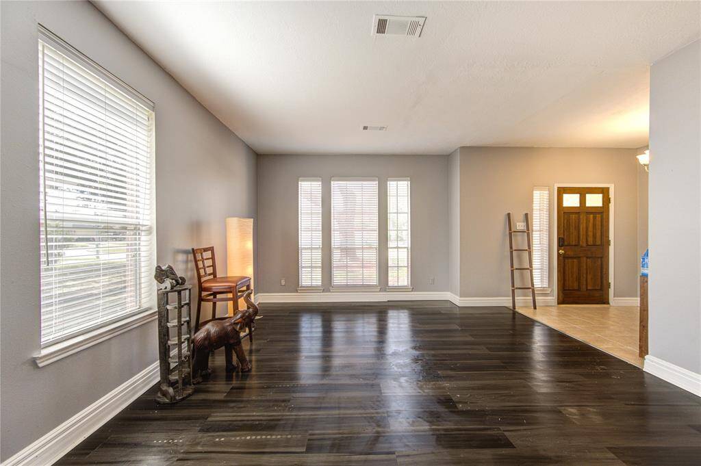 Formal Living Area!