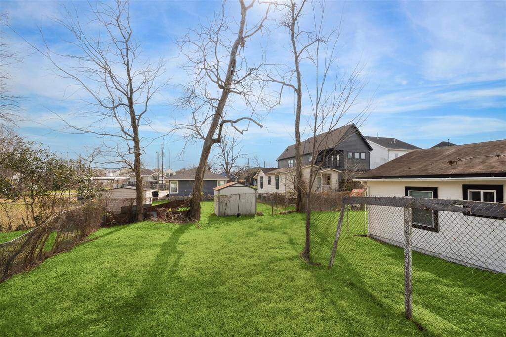 Additional lot available for purchase.