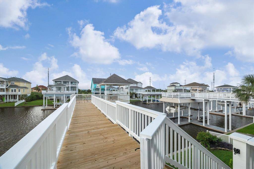 Your love large  sun and gazebo shaded deck over the boathouse