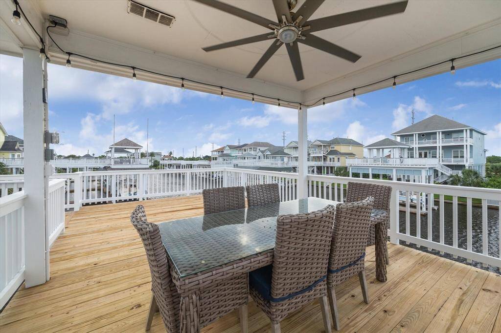 Enjoy evenings over the water under your gazebo with soft lighting, Gulf breezes and sparkling water.