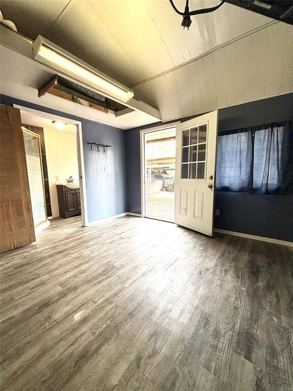 Guest Quarters/office could be rented out for extra income.