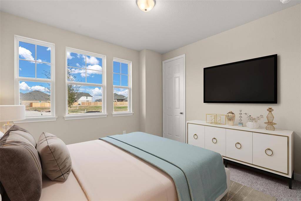 Note: Sample product photo. Actual exterior and interior selections may vary by homesite. Photo is virtually staged