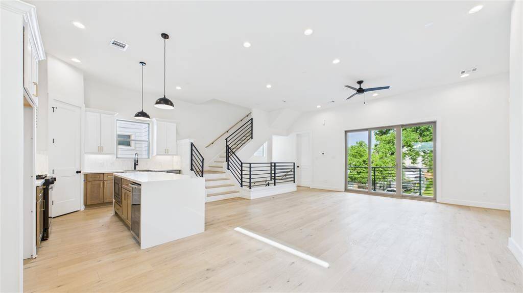 Plenty of natural light