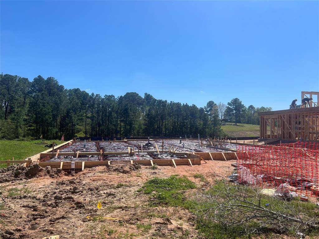 Two-story home with 4 bedrooms, 3.5 baths and 2 car garage