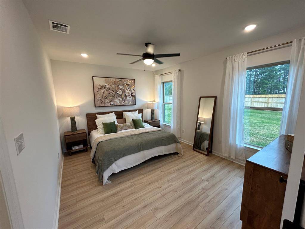 Model home representation photos