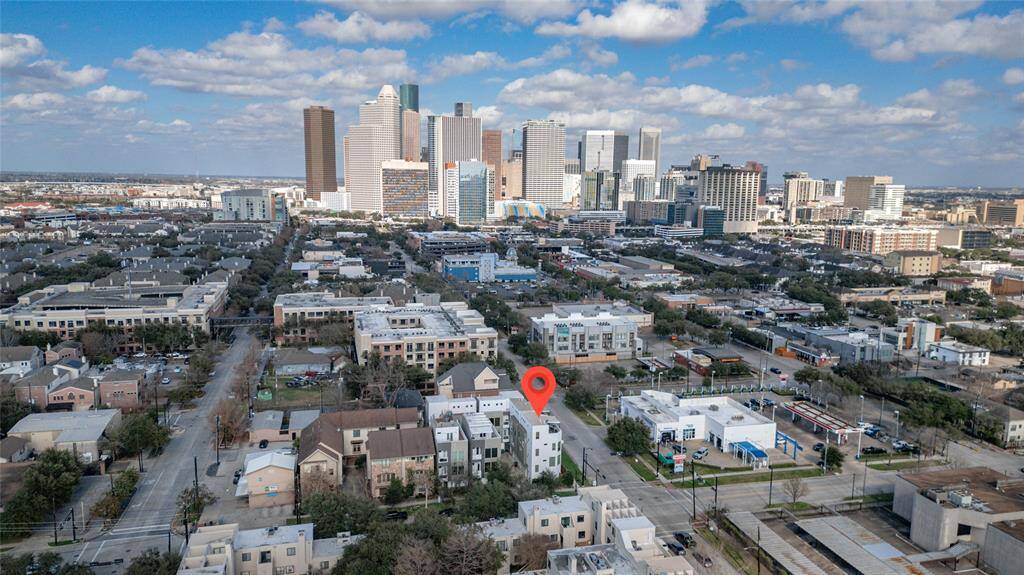 Prime location in Midtown!