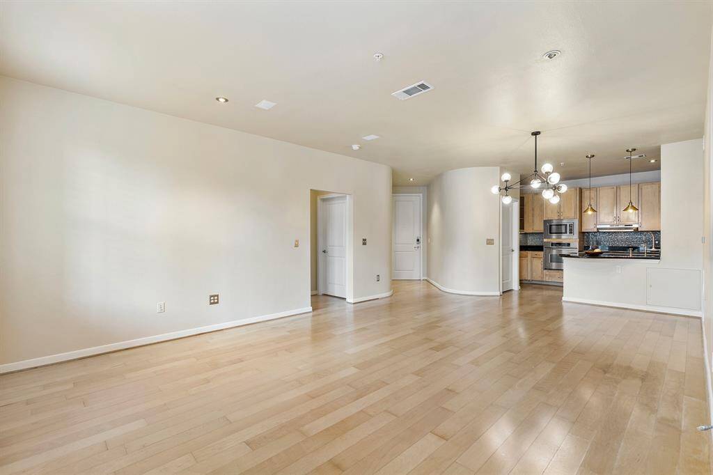 Split Floor Plan, entry to Bedroom 2