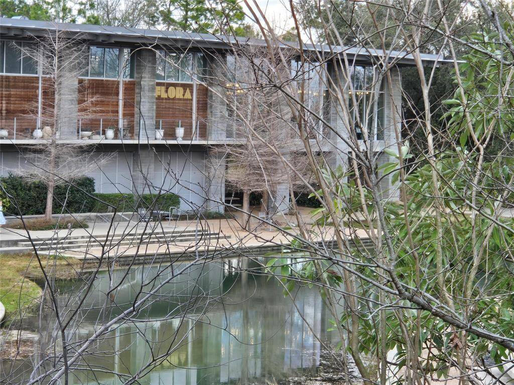 Flora Restaurant across walking bridge