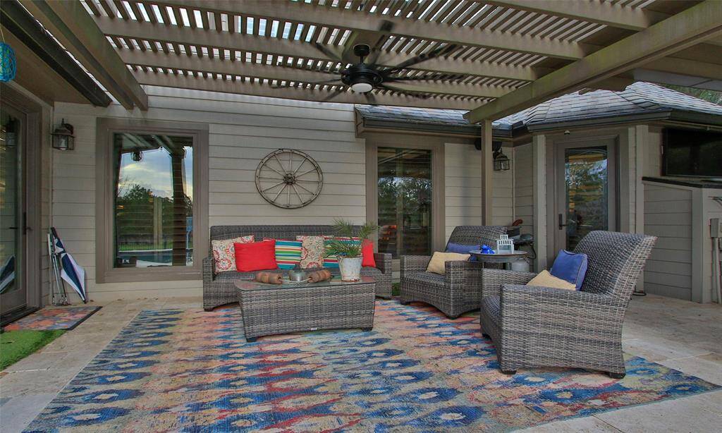 Another view of this outdoor living space to show you how big it really is!