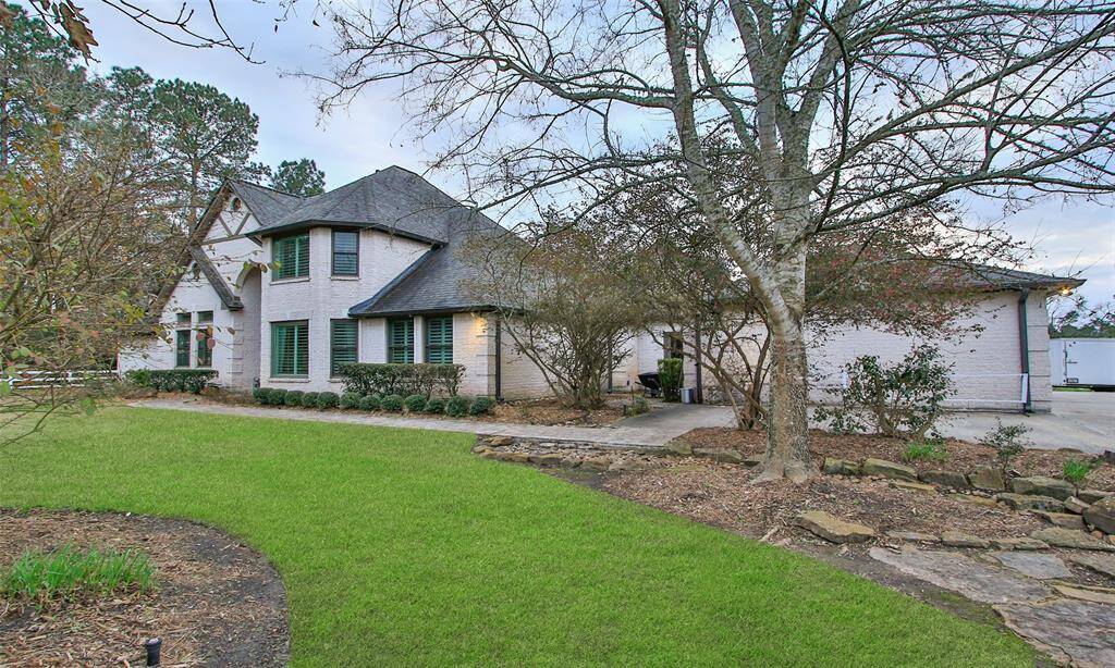 Welcome home to 522 Whispering Meadow. Located on a cul-de-sac with a gated entrance for complete privacy.