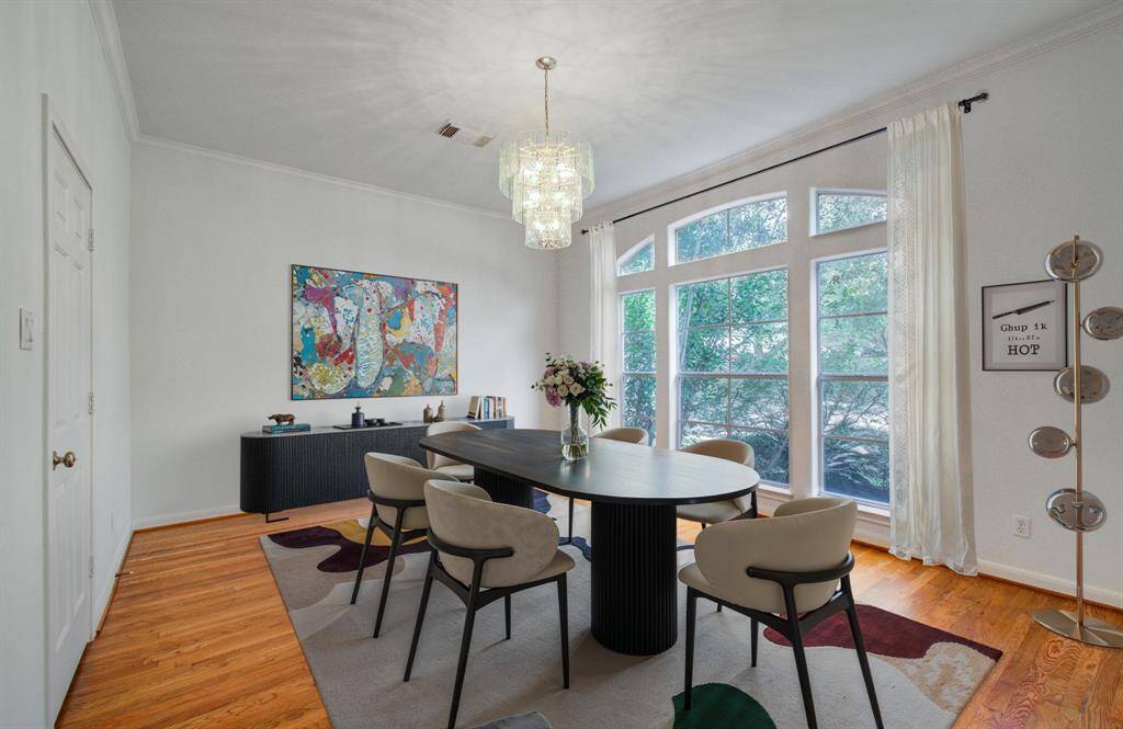 Formal dining room