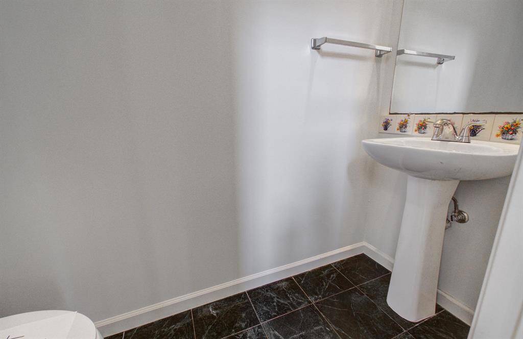 Powder room