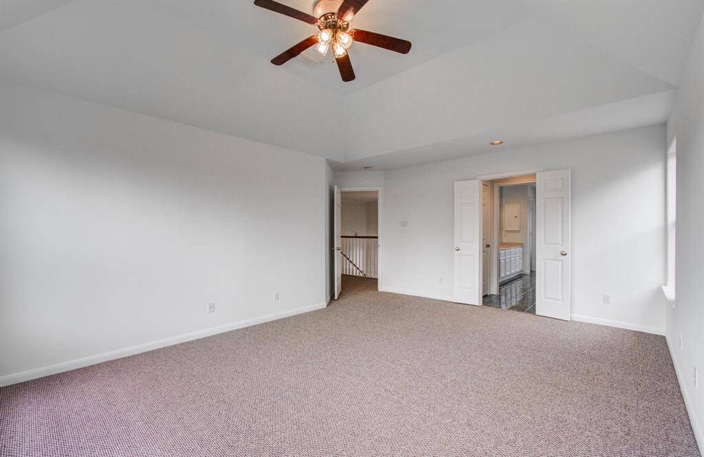 Primary suite