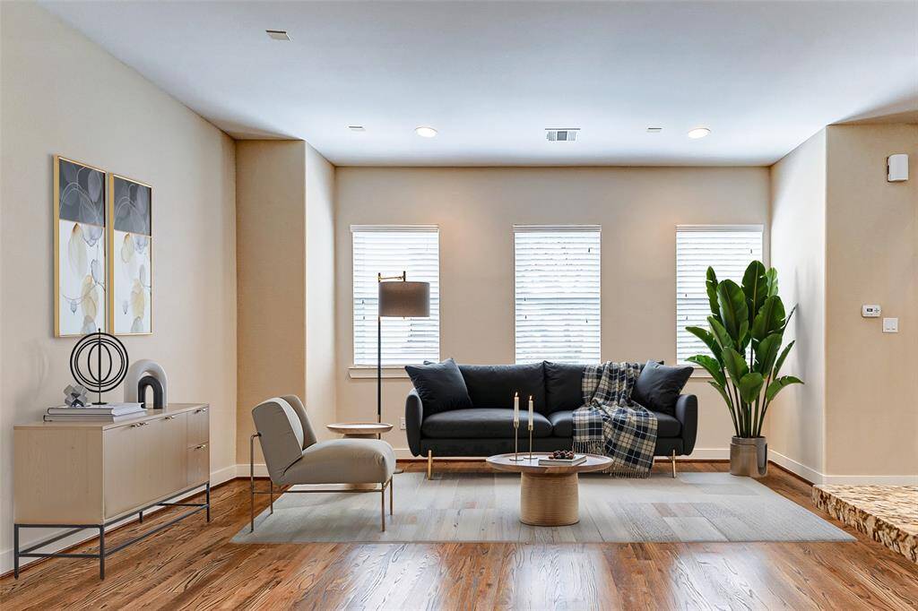 Light, bright and spacious living room    Virtually staged