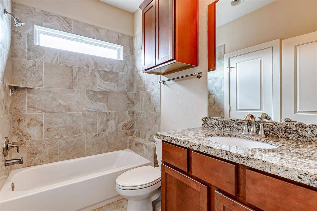 3rd floor private bathroom for bedroom