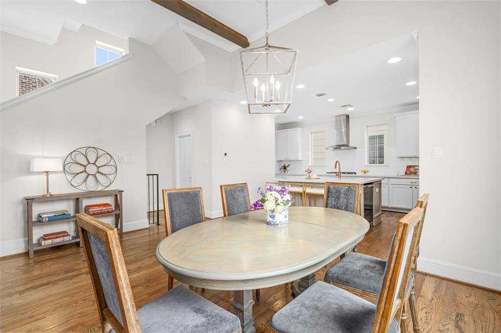 The eating space is seamless to the kitchen, which also included breakfast bar seating for four.