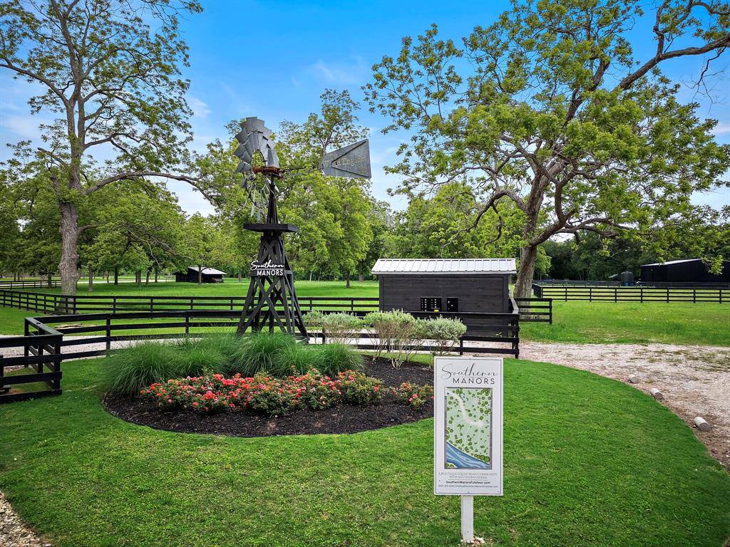 Fulshear, a charming city in Fort Bend County, Texas, is surrounded by lush farmlands and rolling hills, offering an ideal retreat for those seeking a peaceful rural lifestyle.
