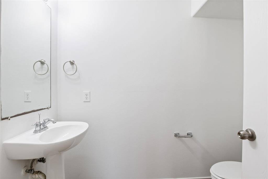 Downstairs Half Bathroom