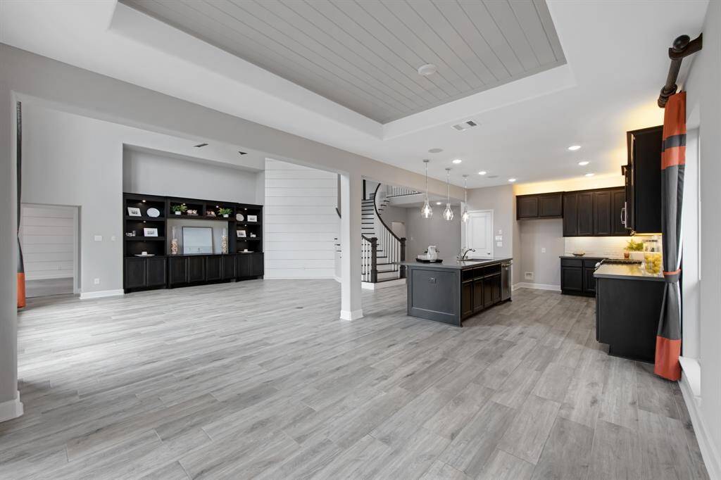 Energy Efficient Features: Environments for Living Home, Vinyl framed windows with double pane insulated low emissivity glass, energy efficient TRANE A/C units with zoned systems, environmentally friendly R410 refrigerant, 3 phase pressure seal to provide a cleaner, quieter home with less air leakage and more.