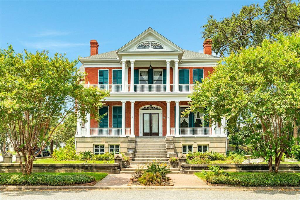 1428 Ball - The Shaw Mansion
