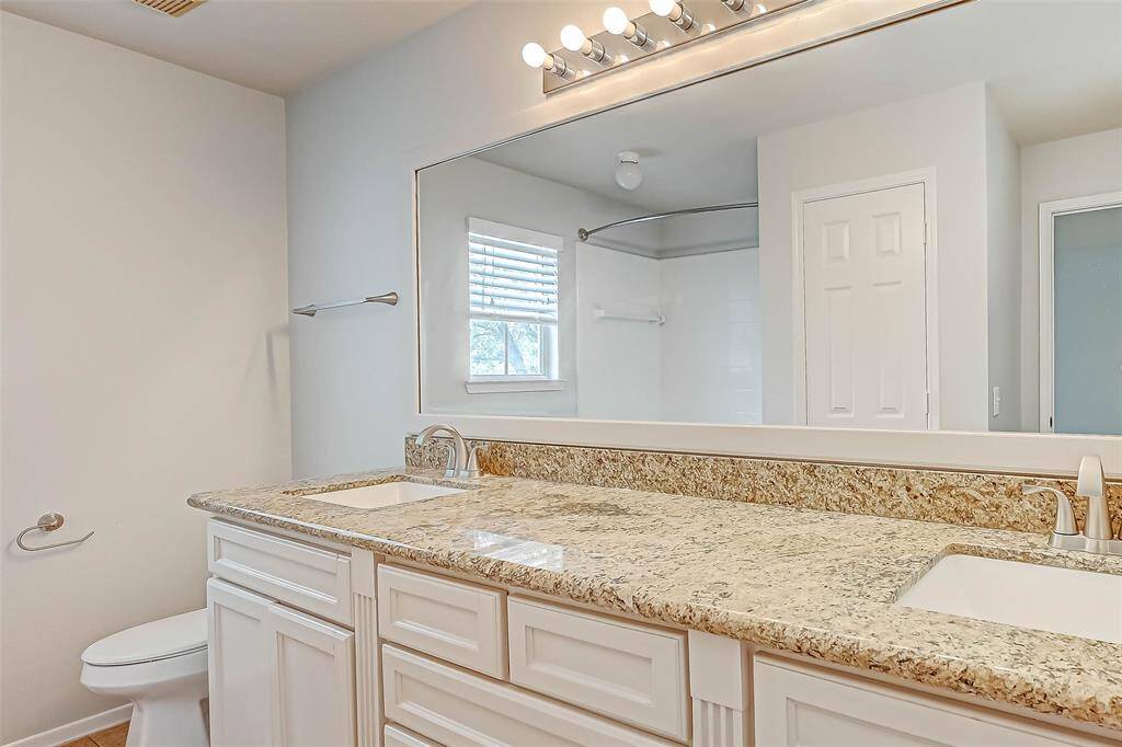 Primary tub/shower combo