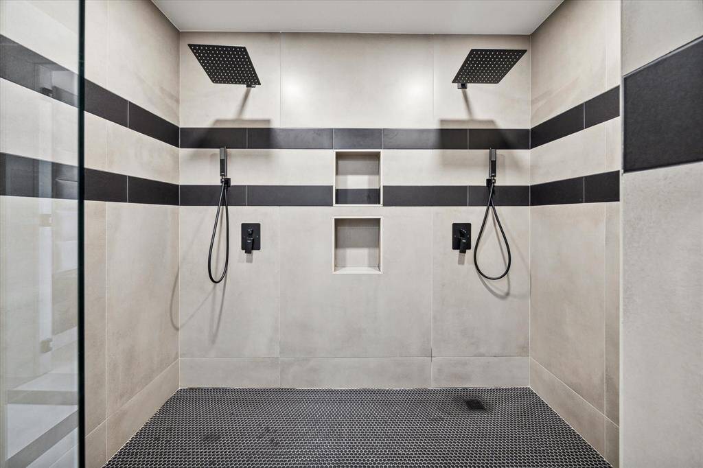 Primary Shower