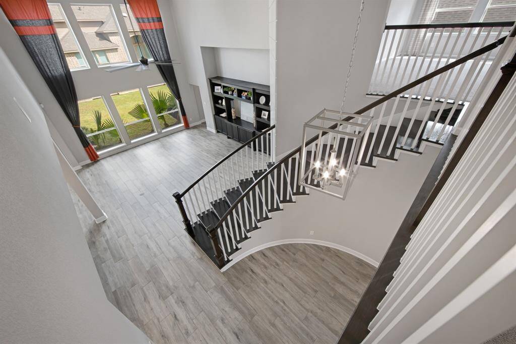 Architecture interest define the spaces in this lovely light and bright home.