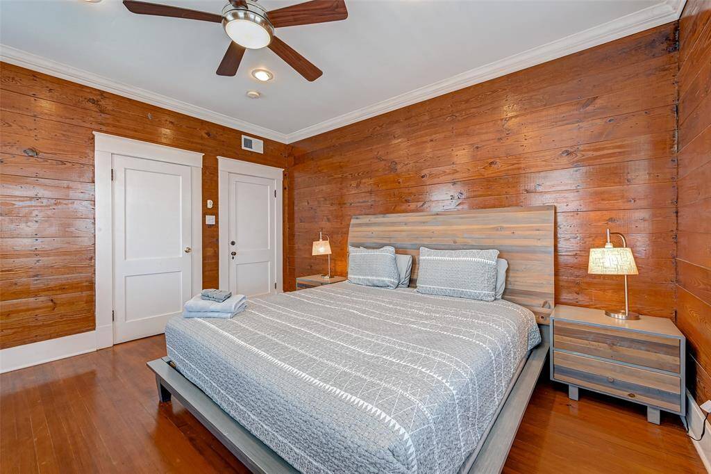 Duplex- Upstairs unit Bedroom (1)