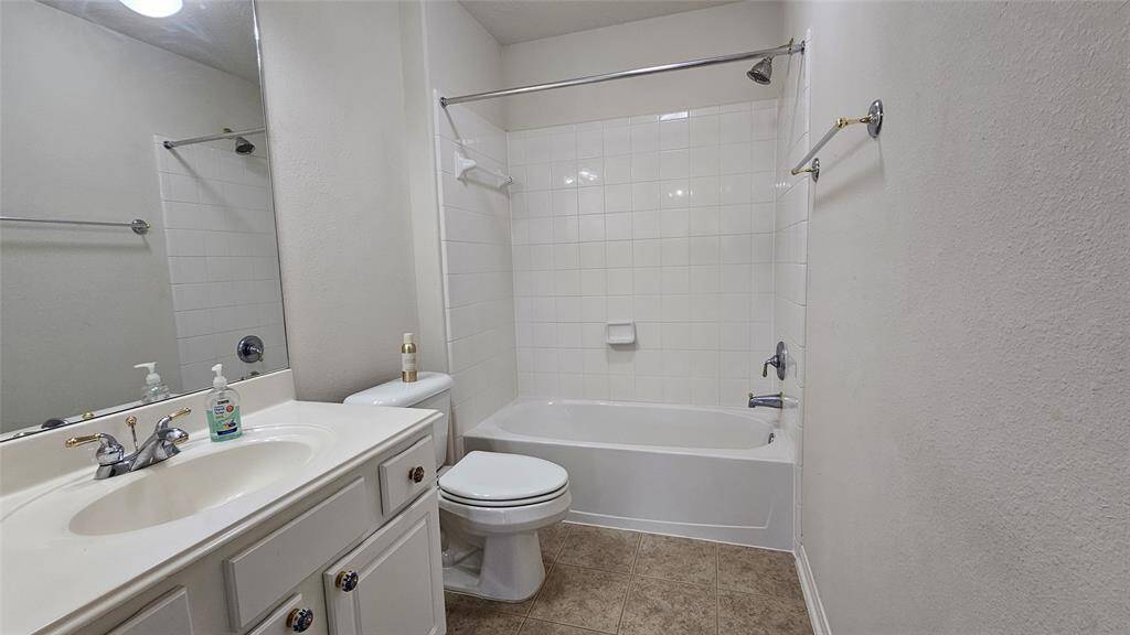 TUB/SHOWER COMBO