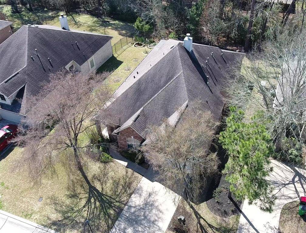 SPACIOUS YARD
