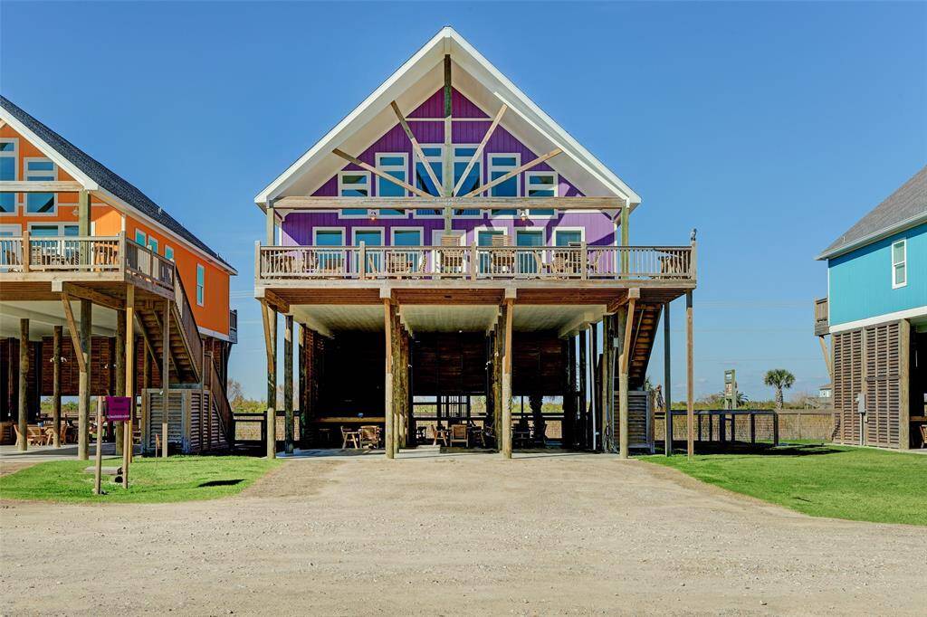 Front view of Row 2 house with