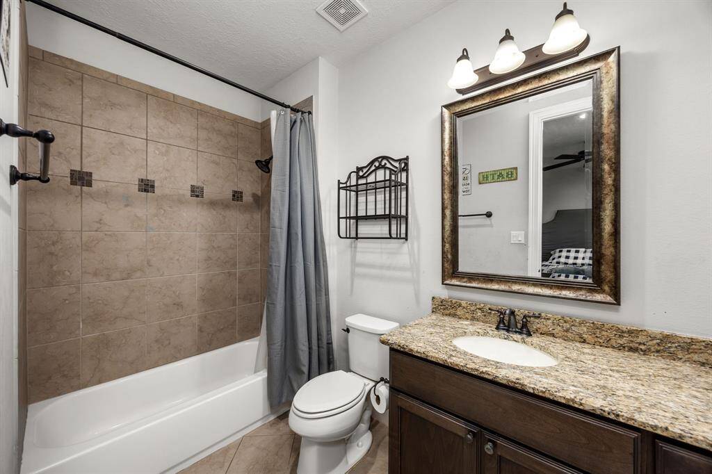 secondary bath upstairs